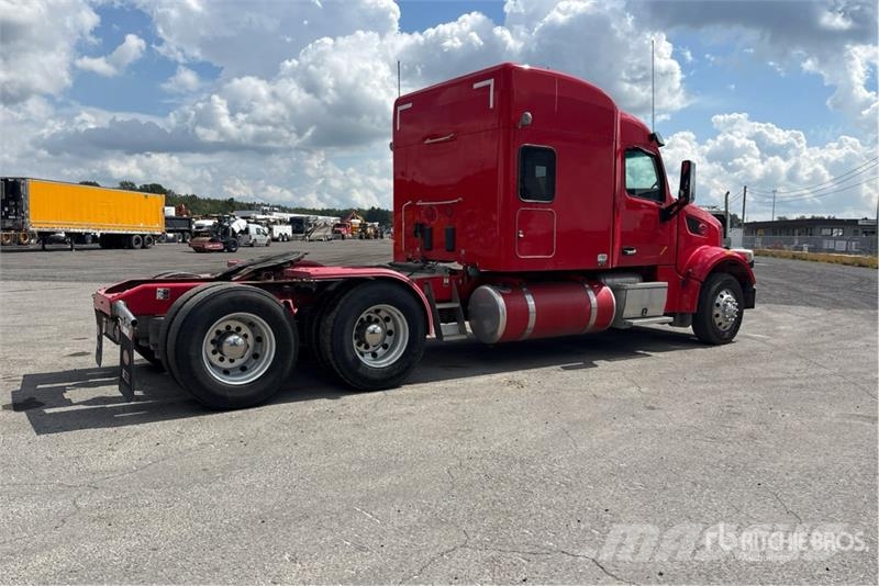 Peterbilt 567 Autotractoare