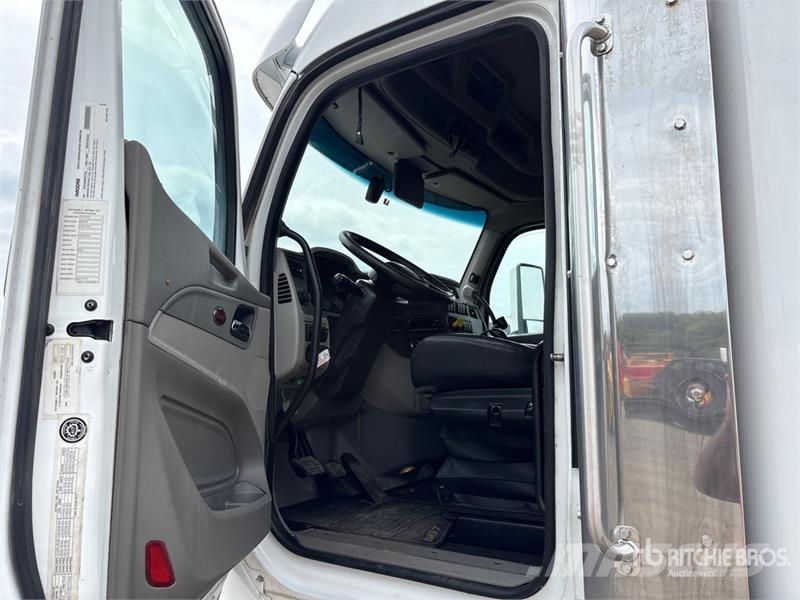 Peterbilt 567 Autotractoare