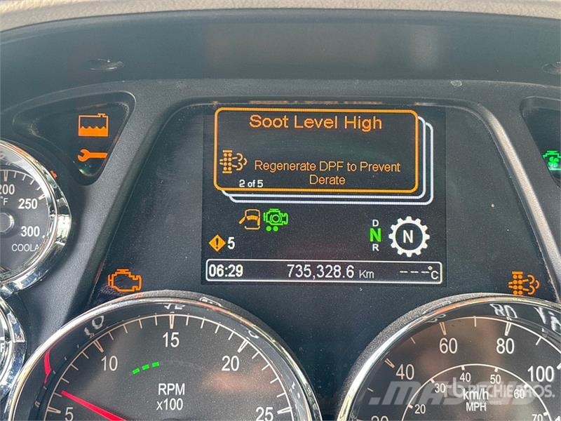 Peterbilt 567 自卸式货车