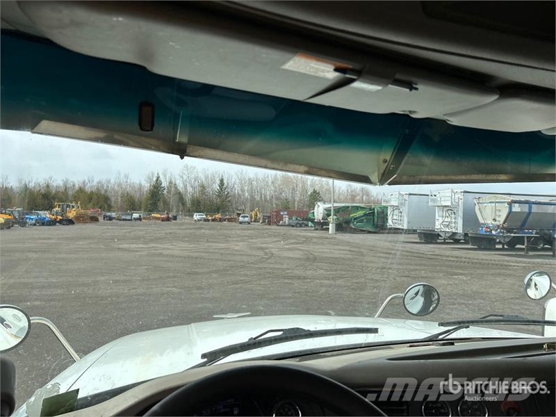Peterbilt 567 Damperli kamyonlar