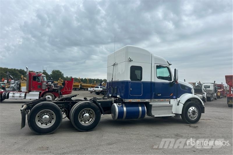 Peterbilt 567 Trekkvogner