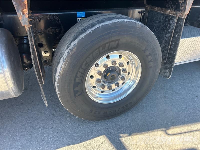 Peterbilt 567 Lastbiler med tip