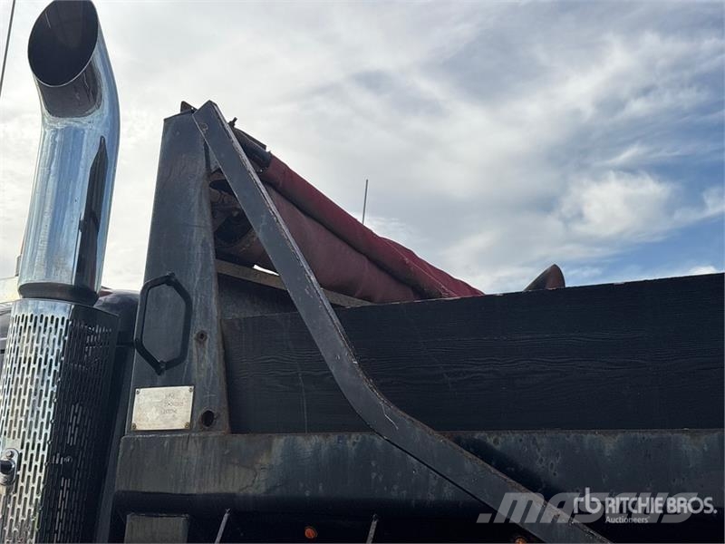 Peterbilt 567 自卸式货车