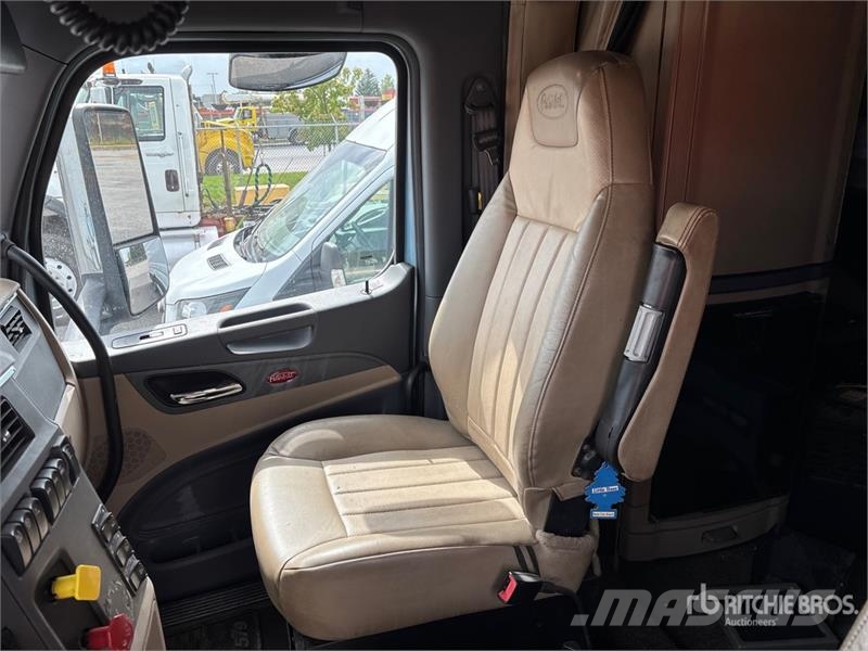 Peterbilt 567 트랙터 유닛