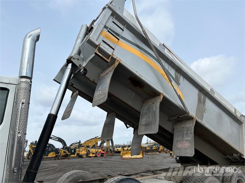 Peterbilt 567 Damperli kamyonlar
