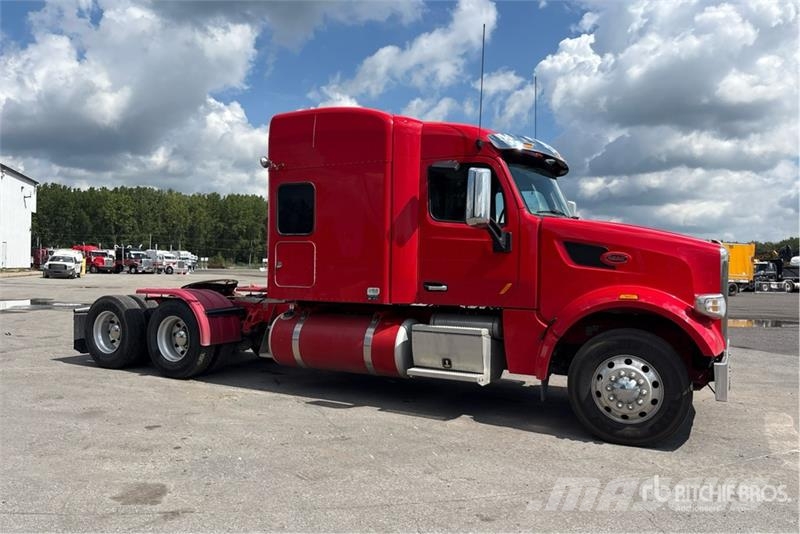 Peterbilt 567 Autotractoare