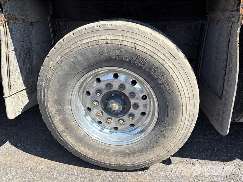 Peterbilt 567 Lastbiler med tip