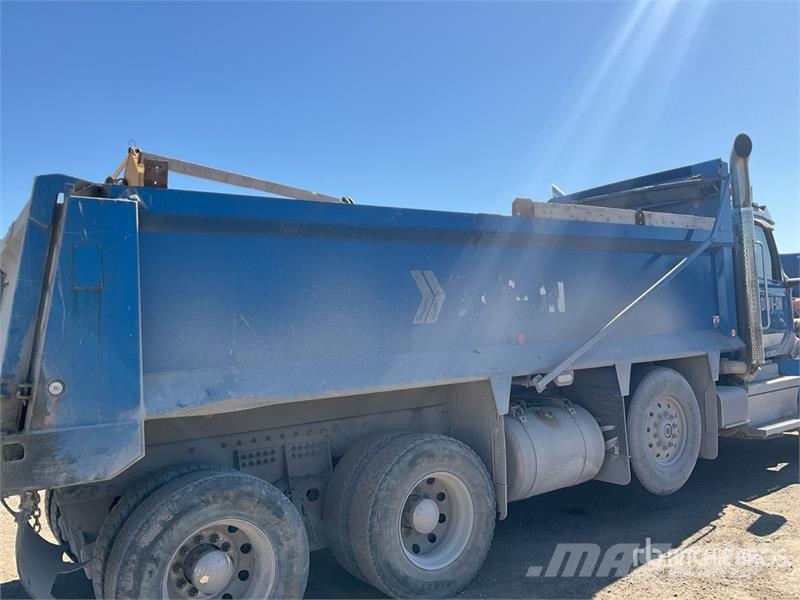 Peterbilt 567 Pašizgāzējs