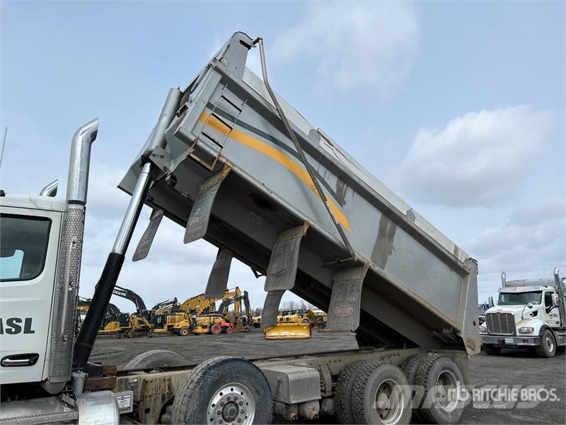 Peterbilt 567 Damperli kamyonlar