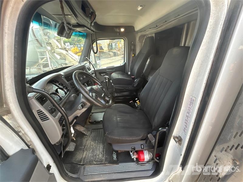 Peterbilt 567 Prime Movers