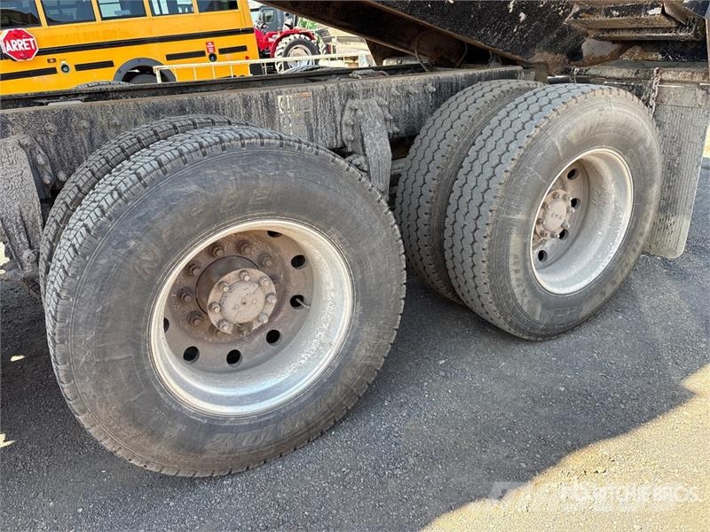 Peterbilt 567 Lastbiler med tip