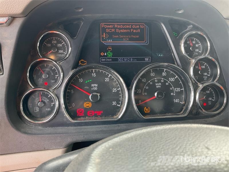 Peterbilt 567 شاحنات قلابة