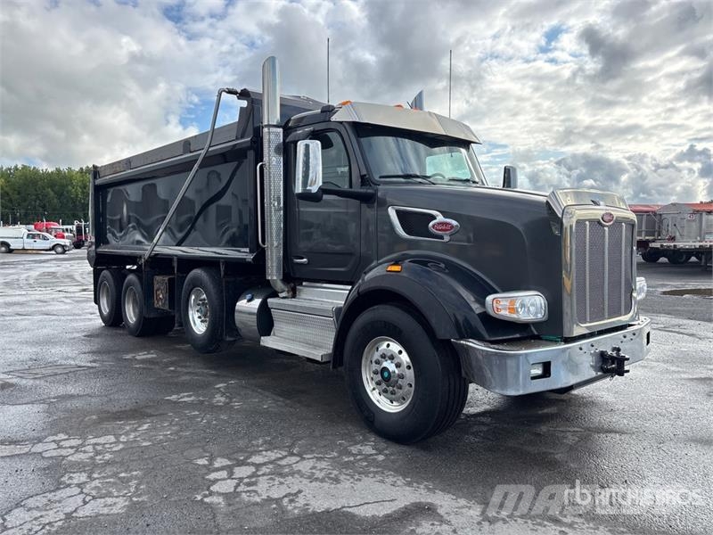 Peterbilt 567 8x4 Twin-Steer T/A Dump Truck Sklápěče