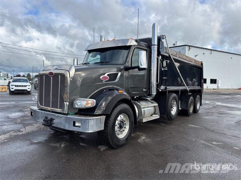 Peterbilt 567 8x4 Twin-Steer T/A Dump Truck Sklápěče