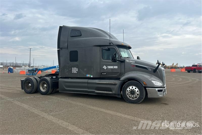Peterbilt 579 Trekkers