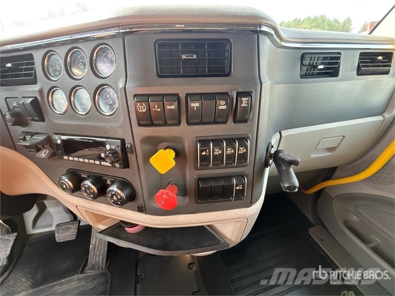 Peterbilt 579 牵引车