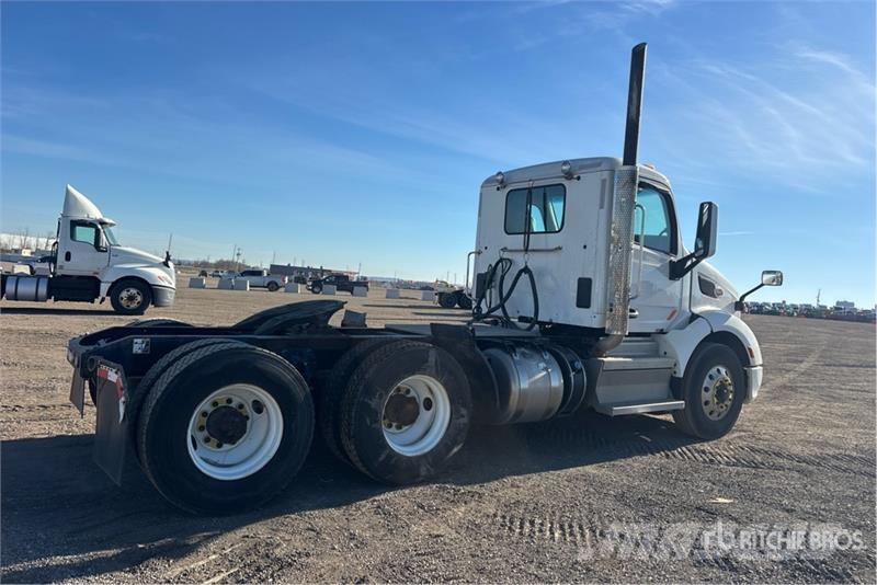 Peterbilt 579 Vlačilci