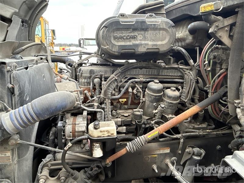 Peterbilt 579 Trekkers