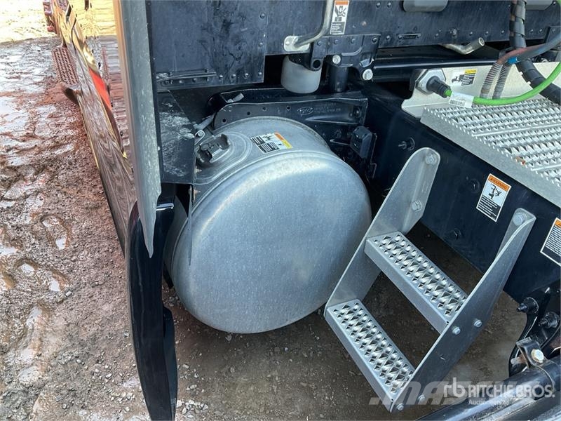 Peterbilt 579 Trekkers