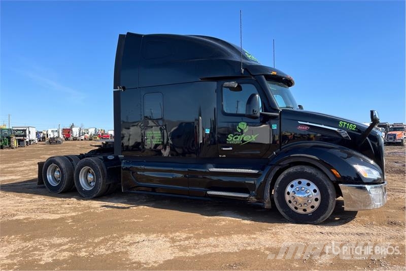 Peterbilt 579 Trekkers