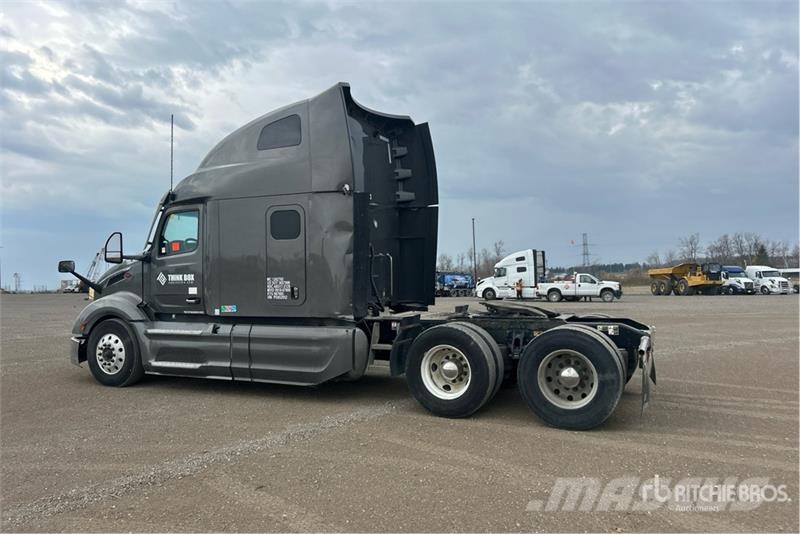 Peterbilt 579 Trekkers