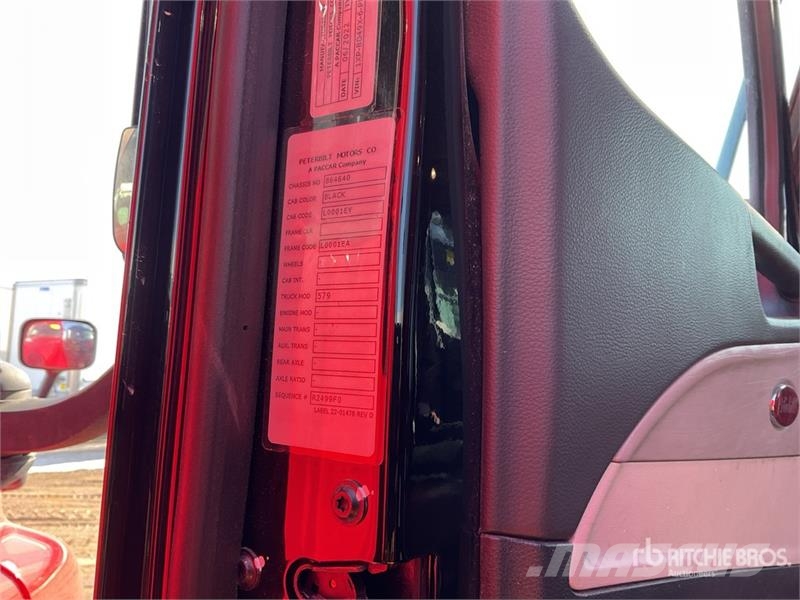 Peterbilt 579 Trekkers