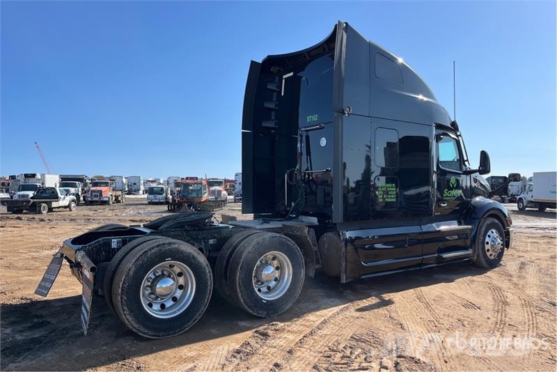 Peterbilt 579 Trekkers