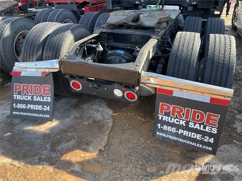 Peterbilt 579 Trekkers