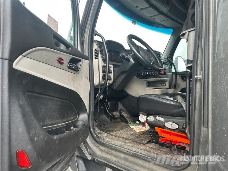 Peterbilt 579 Trekkers