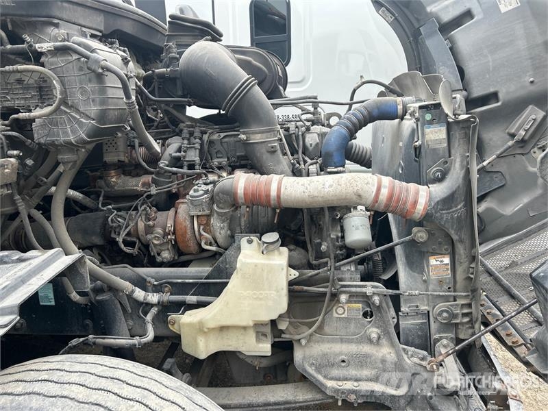 Peterbilt 579 Trekkers