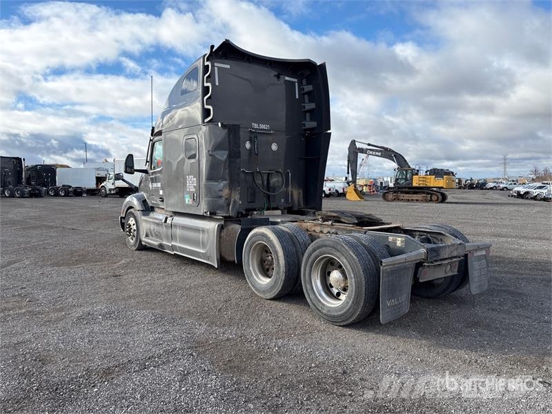Peterbilt 579 Tractor Units