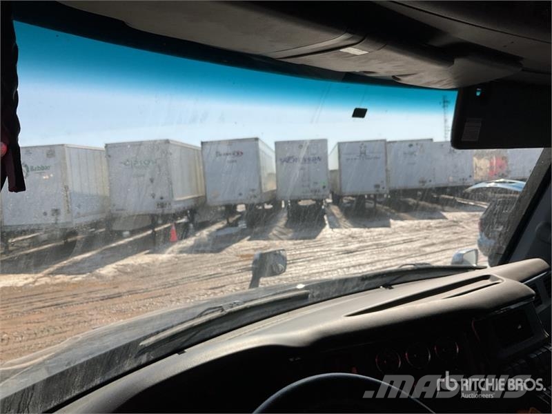 Peterbilt 579 Trekkers