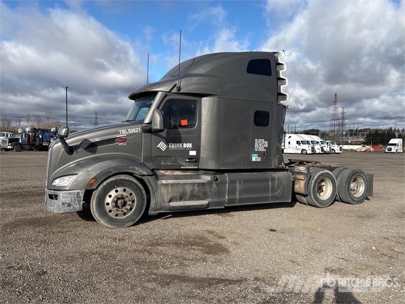 Peterbilt 579 Tractor Units