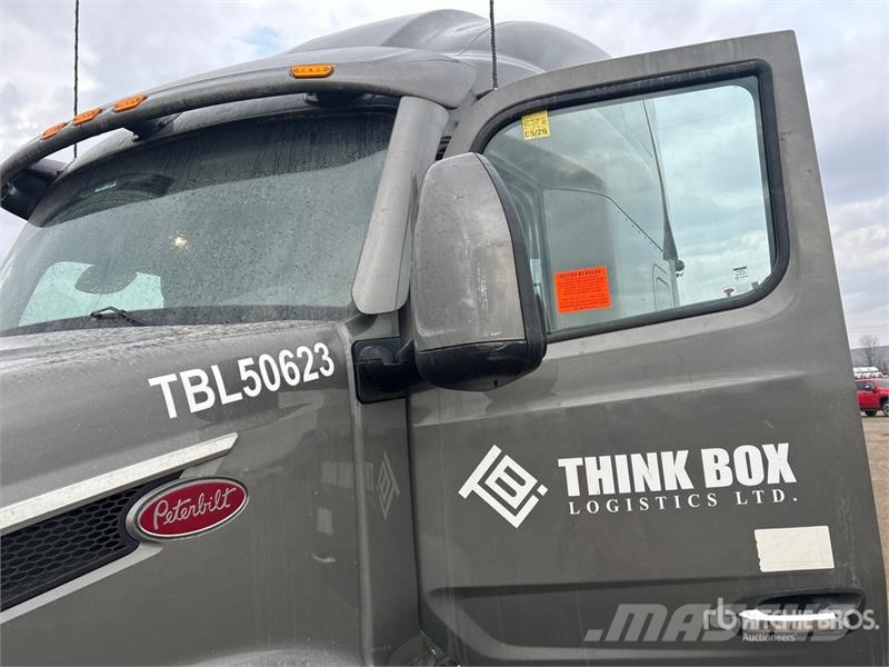 Peterbilt 579 Trekkers