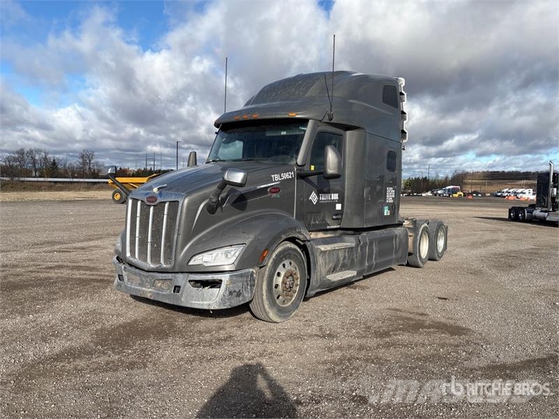Peterbilt 579 Tractor Units