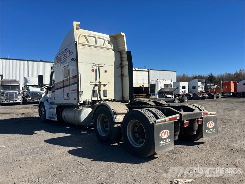 Peterbilt 579 Trekkers