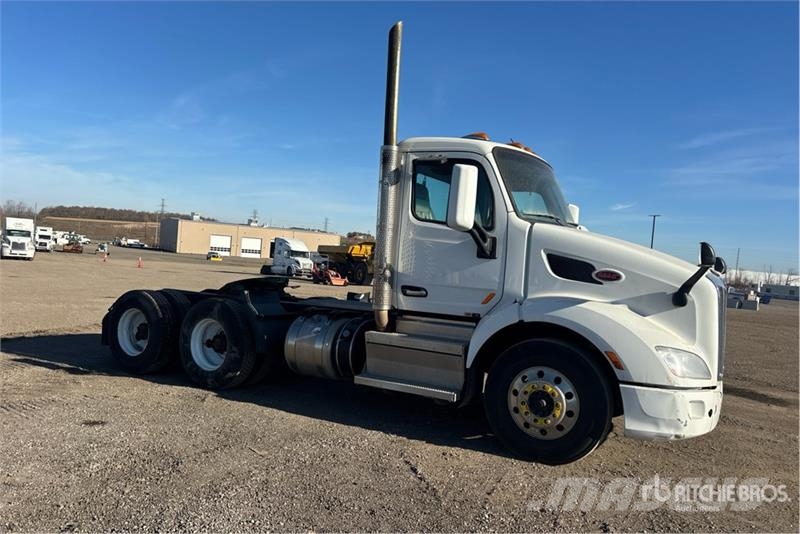 Peterbilt 579 Vlačilci