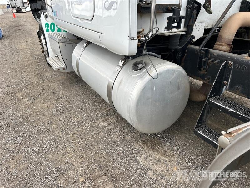 Peterbilt 587 Vilcēji