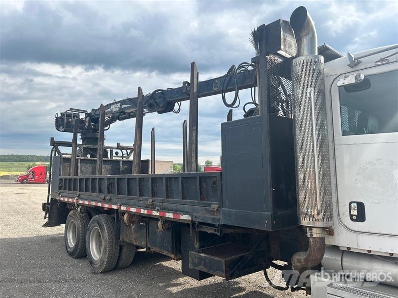 Peterbilt 8500 on Peterbilt 367 6x4 Grapple Truck Grijpers
