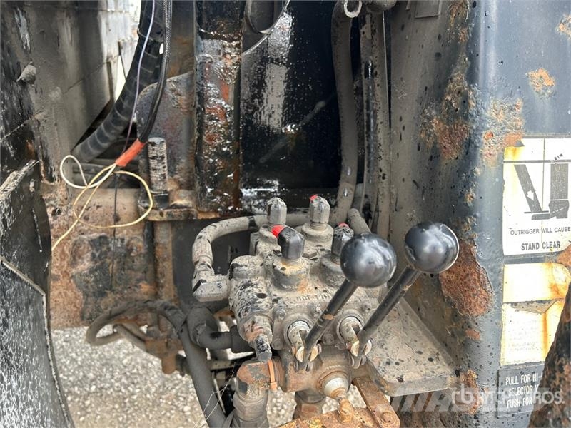 Peterbilt 8500 on Peterbilt 367 6x4 Grapple Truck Grijpers
