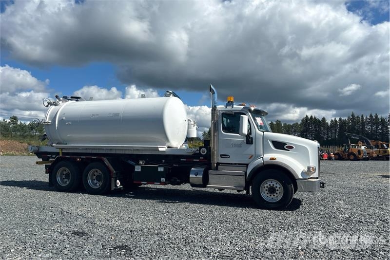 Peterbilt on Peterbilt 567 6x4 Vacuum Tanker Truck Camion vidanje
