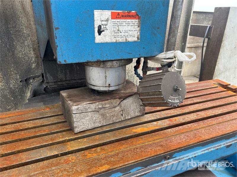 Phoenix 3Axis Vertical CNC Mail and Anillam 6000 Controlle Строителство - Други