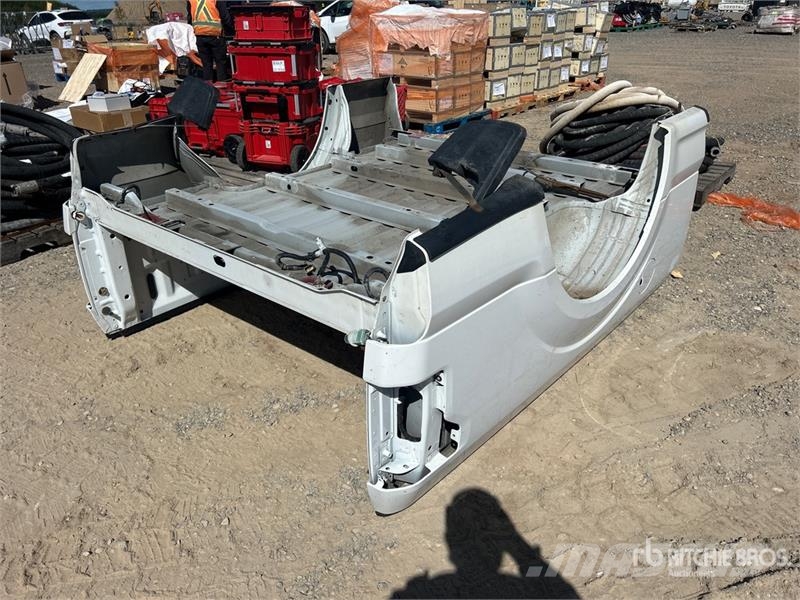 Pickup Truck Bed - Fits Ford F-150 (Unused) Transportes - Outros