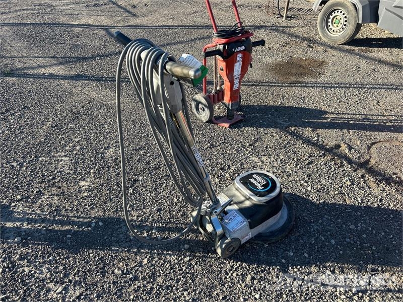 Pioneer Eclipse FM1700 Walk-Behind Electric Floor Buffer مكونات أخرى