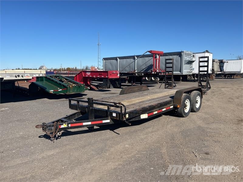 PJ Trailers Trailers 18 ft T/A Equipment Trailer Rimorchio per il trasporto di veicoli