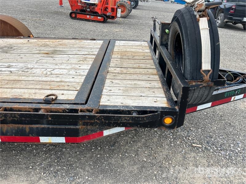 PJ Trailers Trailers 19 ft T/A Tilt Deck Trailer Góndola de cama rebajada