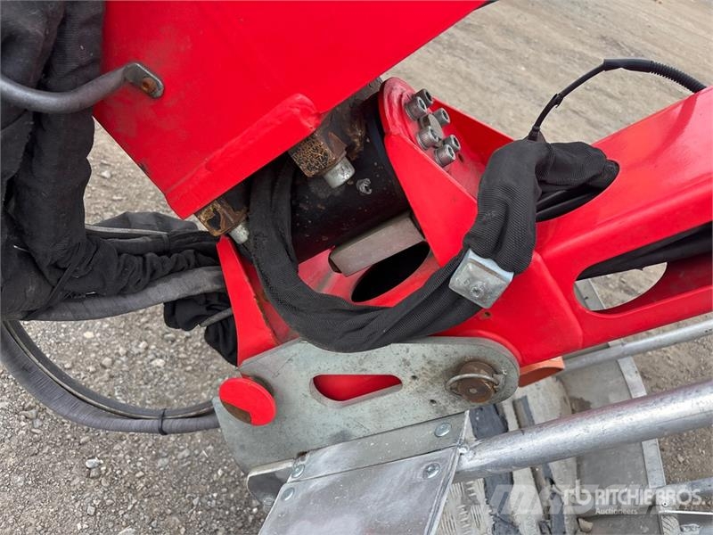Platform Basket Spider 18.90 Pro Crawler Diesel Articulating Boom  Plataformas con brazo de elevación manual