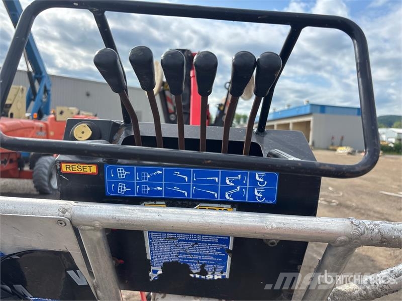 Platform Basket Spider 18.90 Pro Crawler Diesel Articulating Boom  Plataformas con brazo de elevación manual