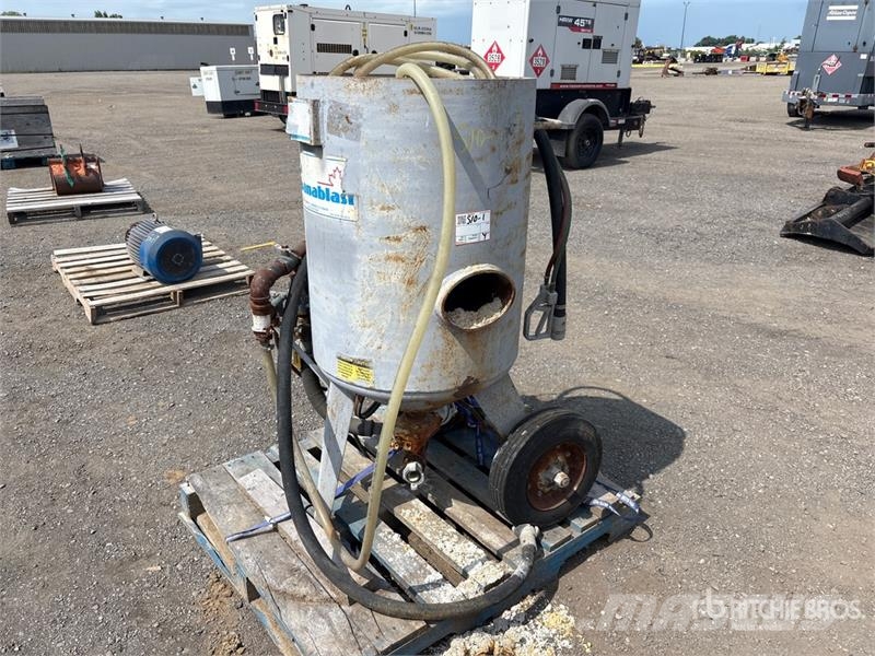Pneumatic Sand Blaster Строителство - Други