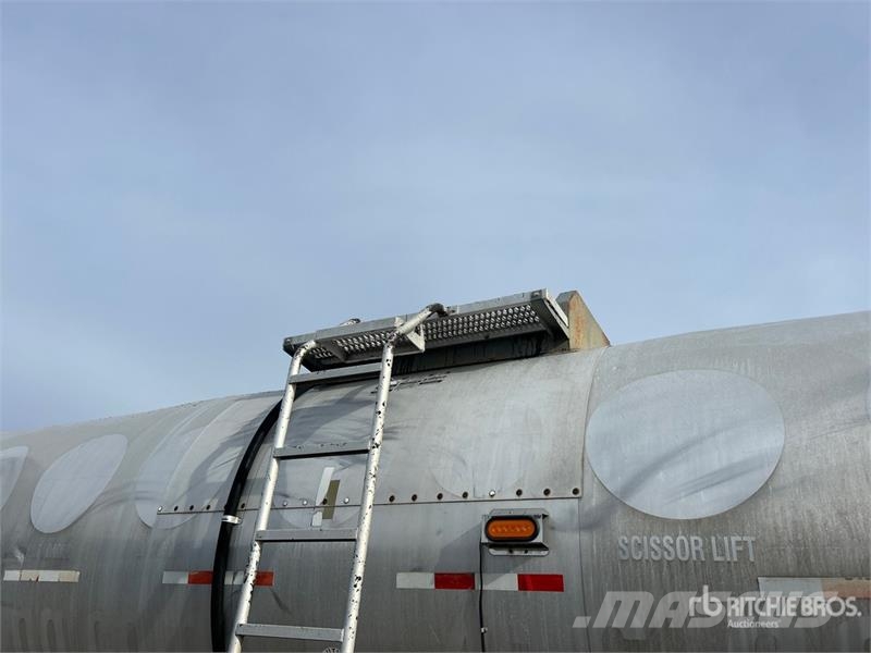 Polar 7200 gal T/A Tanker Trailer Tank prikolice